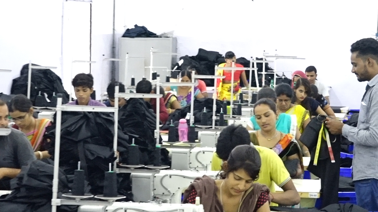 Stitching in chain system