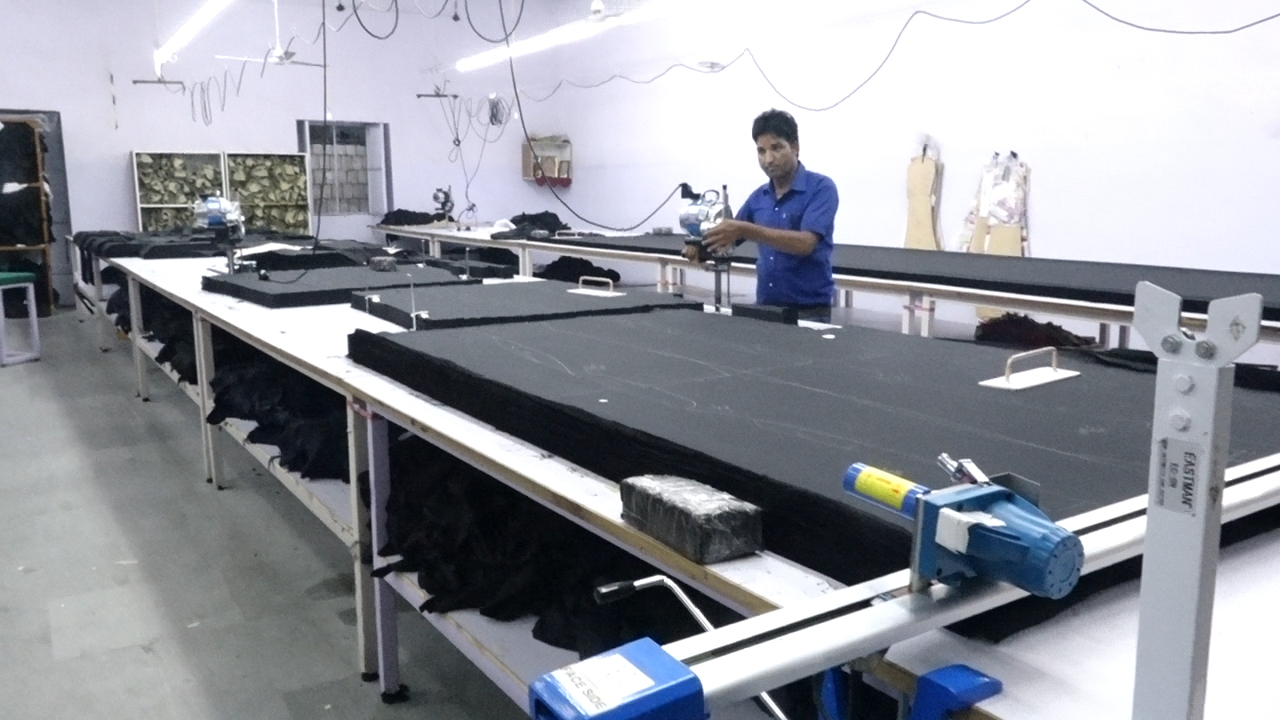 Fabric Layer Cutter