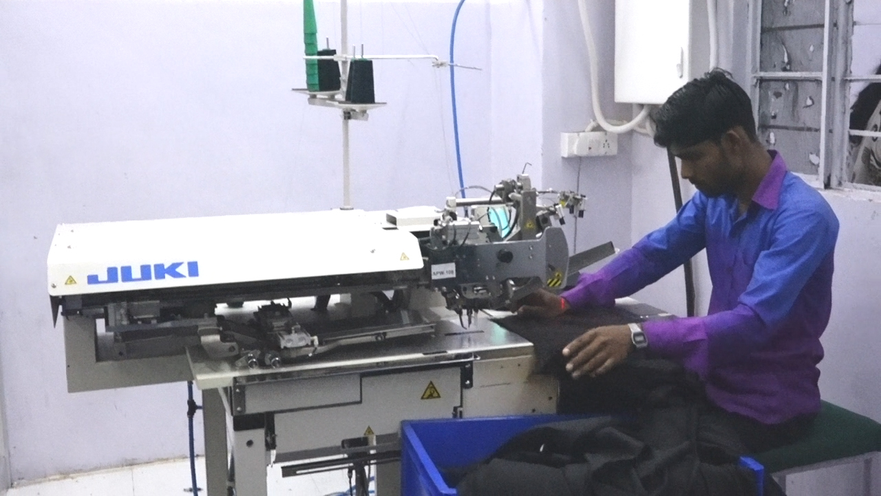 Automatic Pocket Welting